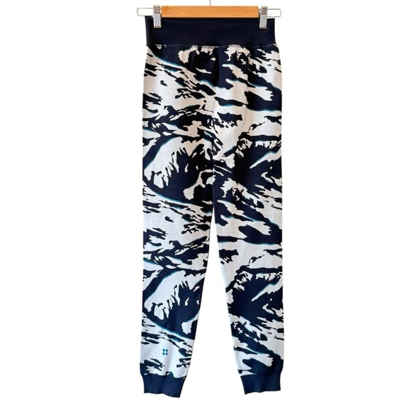 SWEATY BETTY Peaks Ski Base Layer Leggings Blue Peaks Jacquard Size M NEW - Picture 3 of 7